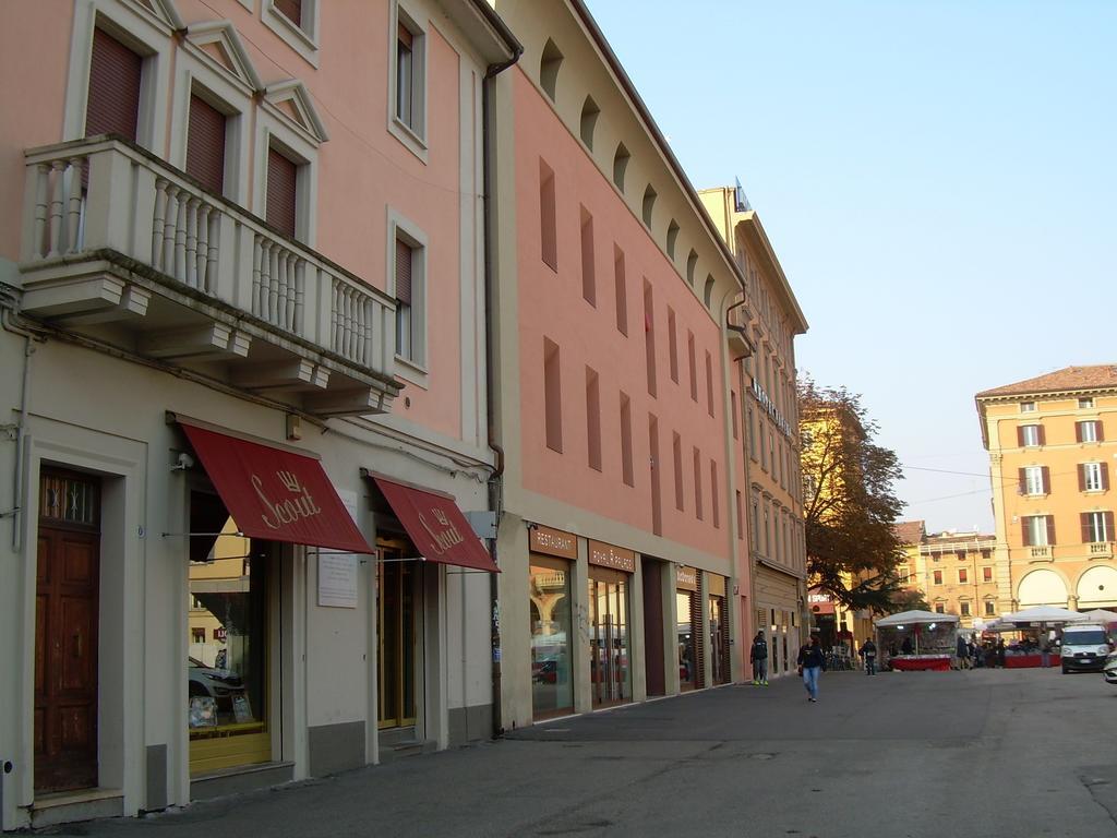 Travel House Bologna Apartment Bagian luar foto