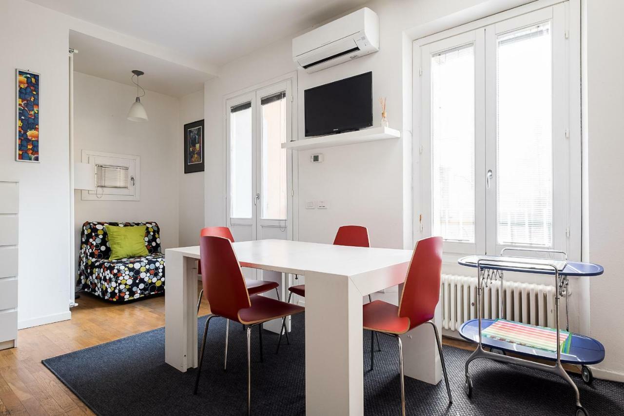 Travel House Bologna Apartment Bagian luar foto